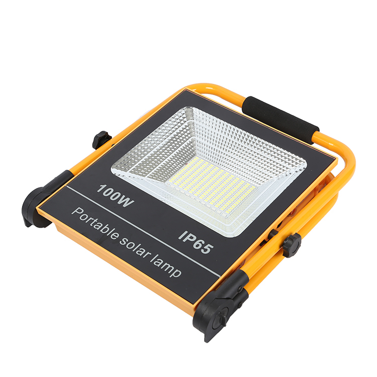 Portable solar work floodlight