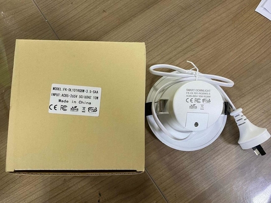Hotel/Home Party/Garden 10W LED Dimming Round Recessed Downlight 2- and Remote Control