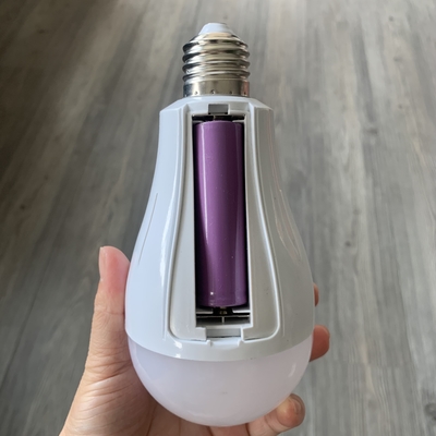 15W White E27 LED Bulb for Rechargeable Emergency Lighting in Outdoor Environments