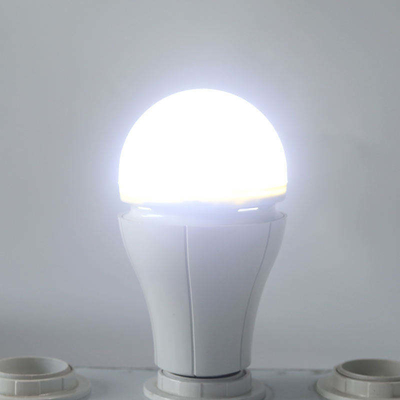 Solar Charging LED Camping Light with Power Bank 80lm/w Luminous Efficiency and Bulb